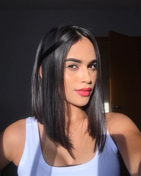 morena com corte chanel|Cabelo chanel: tipos de corte, 50 fotos e vídeos com .